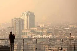 وزارت بهداشت: از منزل خارج نشوید