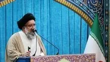 احمد خاتمی: برخی دوباره می‌خواهند تز رضاخانی جدایی دین از سیاست را احیا کنند