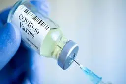 کاهش سن تزریق دوز سوم از 60 به 40 سال