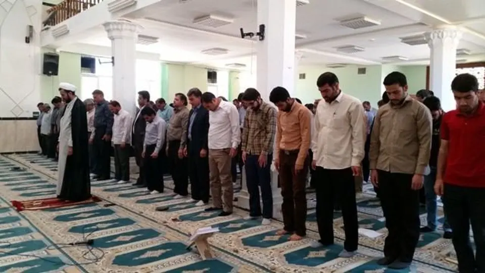 برپایی نماز جماعت در تمامی فضاهای دانشگاه