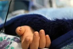 مرگ دختر خردسال با قرص مشکوک به دست پدر