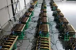 استخراج ۳ بیت کوین از خرداد 99 در بورس تهران