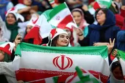 ورود زنان به ورزشگاه باید غیرگزینشی باشد