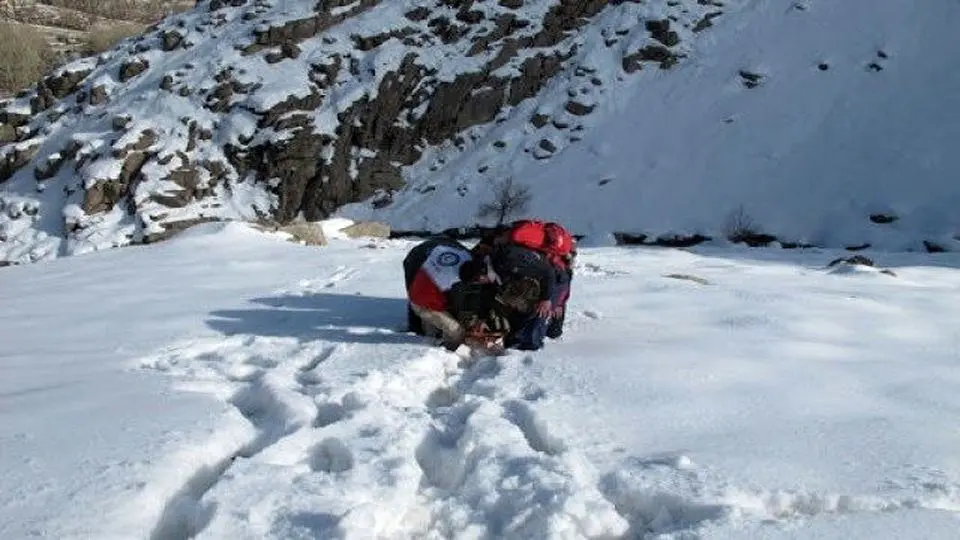 7 کوهنورد در کوه دنا برف گیر شدند