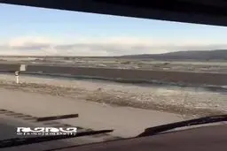 ریزش کوه گنو در شمال غربی بندرعباس بر اثر زلزله
