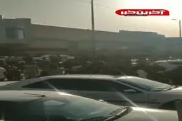 سرازیر شدن جمعیت در خیابان های درگهان بعد از زلزله