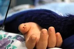 مرگ غم‌انگیز کودک رهاشده در خودروی پدر