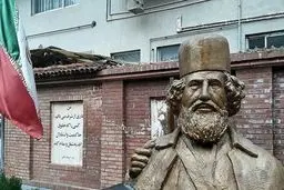 نگاهی دیگر به قیام میرزا کوچک‌خان