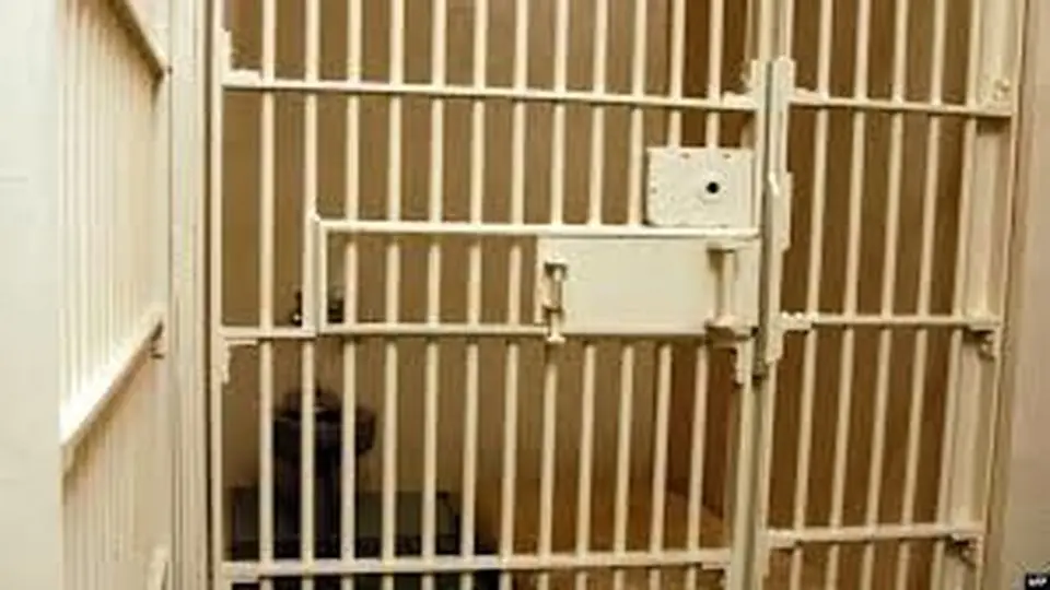 اعتراف زن جوان در زندان: شوهرم قاتل نیست آزادش کنید