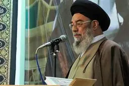 امام جمعه اصفهان: واکسن آمریکا هیچ غلطی نتوانست بکند