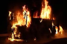 مرگ راننده‌ در آتش‌سوزی اتوبوس در آزادراه تهران- پردیس