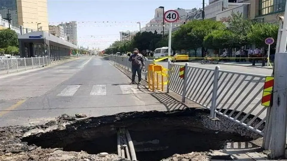 تخلیه ۱۲ واحد مسکونی در نسیم شهر به علت فرونشست زمین