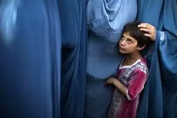 فرزندفروشی به دلیل گرسنگی و خشکسالی در افغانستان