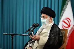ارم نیوز: مذاکره با آمریکا به معنای تسلیم شدن در برابر آن نیست