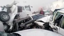 تصادف زنجیره‌ای ۳۰ دستگاه خودرو در اتوبان قزوین - کرج / یک نفر کشته و ۵ نفر مصدوم شدند

