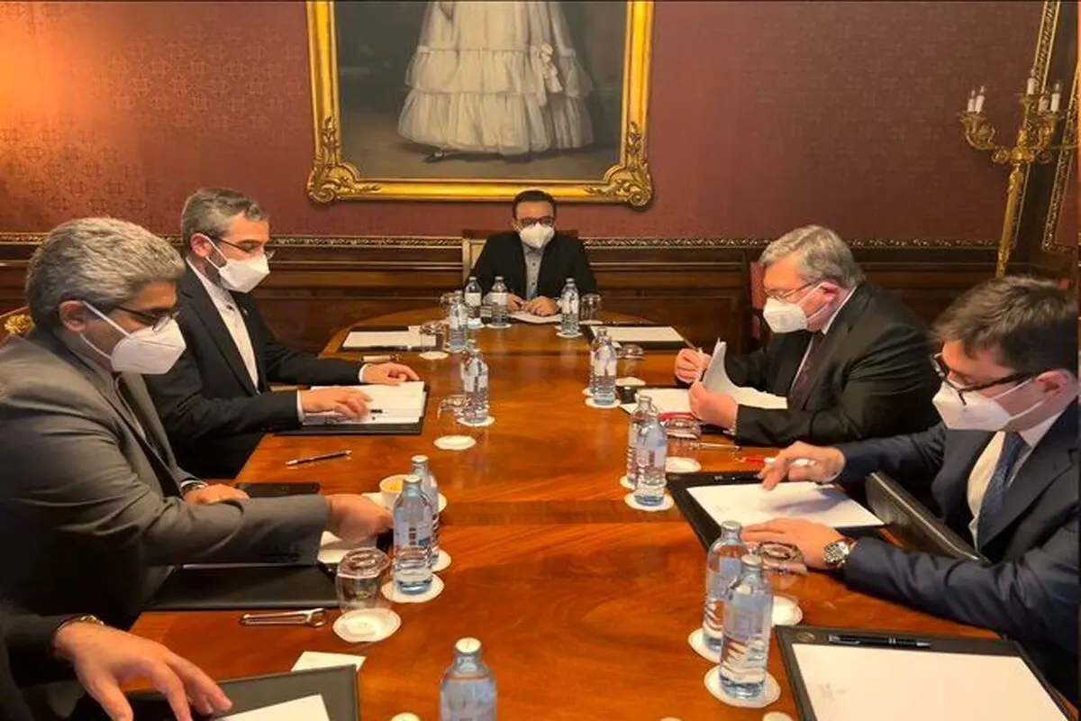 ادامه رایزنی‌های ایران با اعضای گروه ۱+۴ در دور هشتم مذاکرات وین