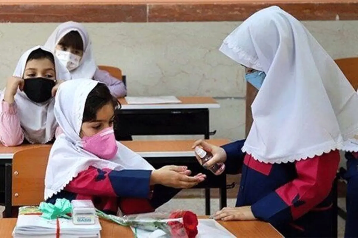حضور دانش آموزان در مدارس اجباری است؟