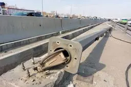 دستگیری عاملان سقوط ۵ تیر چراغ برق در بزرگراه آزادگان