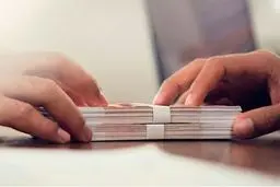 پرداخت بیشترین تسهیلات پرداختی بانک‌ها به بخش خدمات و صنعت و معدن