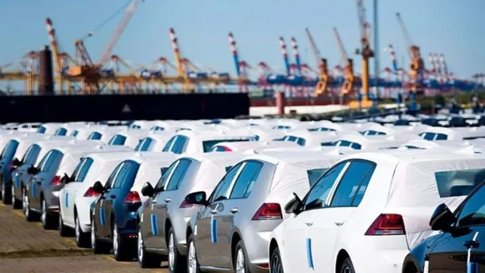 مجوز مجلس برای واردات ۷۰ هزار خودروی سواری