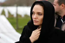 آنجلینا جولی به صنعاء می‌رود