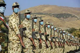 افزایش حقوق سربازان در بودجه ۱۴۰۱