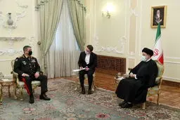 رئیسی: آمادگی داریم توانمندی‌های فنی و مهندسی خود را در اختیار برادران آذربایجانی قرار دهیم