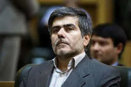 ایران برای به اهتزازدرآوردن پرچمش در قطب شمال باید از کسی اجازه بگیرد؟