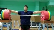 تمرین وزنه بردار ی در پارکینگ خانه