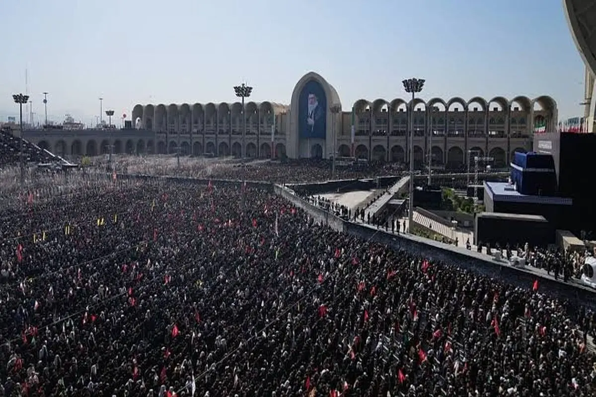 نیویورک تایمز: مراسم وداع با آیت‌الله خامنه‌ای نمایش وحدت ایرانیان بود