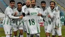 برد بزرگ آلومینیوم زیر باران اراک