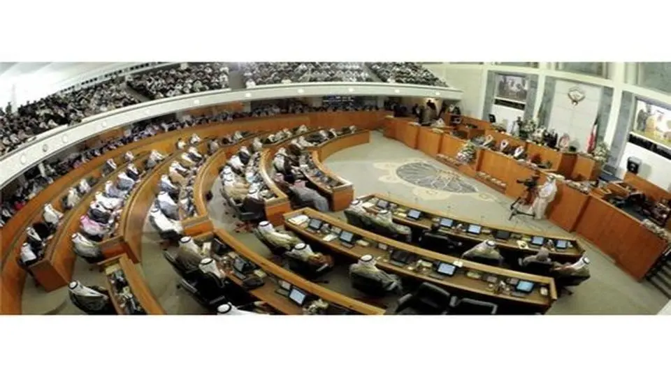 پارلمان کویت نرسیده با دولت درگیر شد