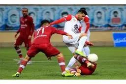 دیدار پرسپولیس و ذوب‌آهن یک روز به تعویق افتاد