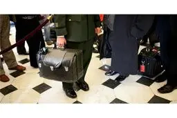 ترامپ "کیف هسته‌ای" را در مراسم تحلیف تحویل بایدن نخواهد داد