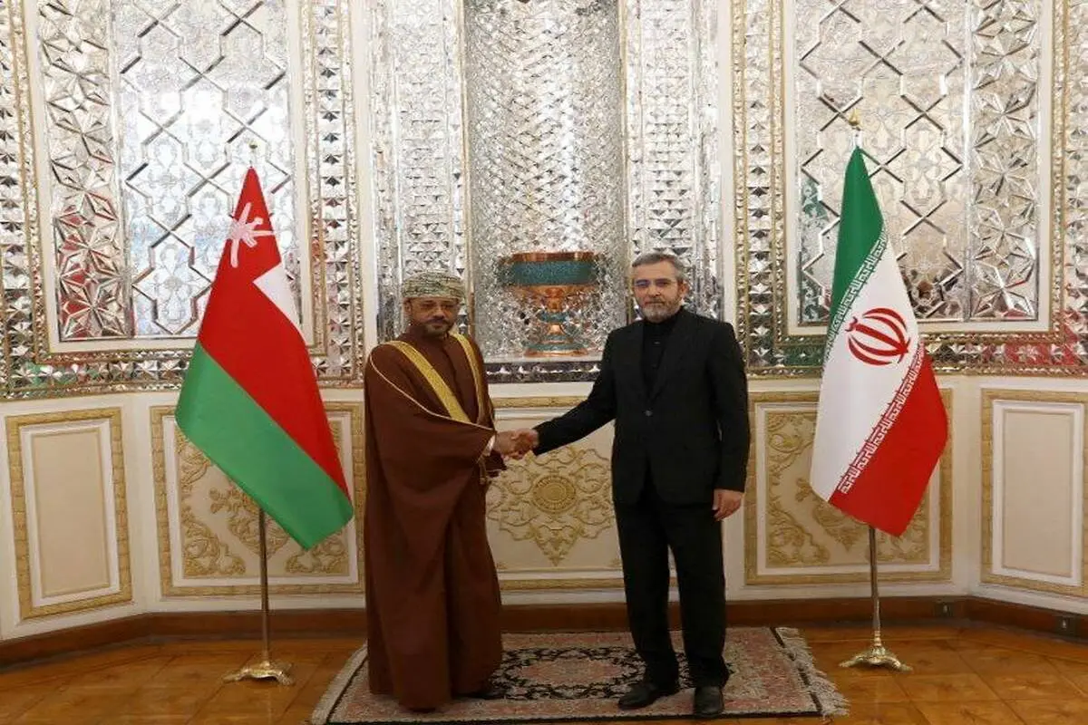 استقبال علی باقری از وزیر خارجه عمان
