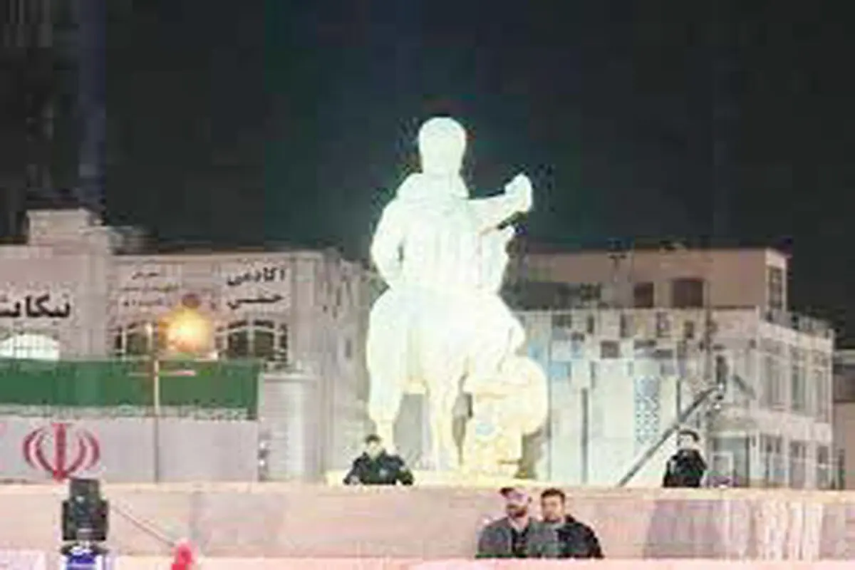چند پرسش درباره مجسمه «زانوزنندگان‌»
