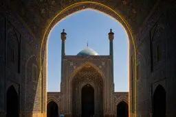 پروژه مسئولیت اجتماعی «طاق جاودان»؛ پیوند هویت برند بیمه‌بازار با حفاظت از میراث فرهنگی
