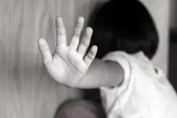 هنگام مشاهده کودک‌آزاری با ۱۲۳ تماس بگیرید