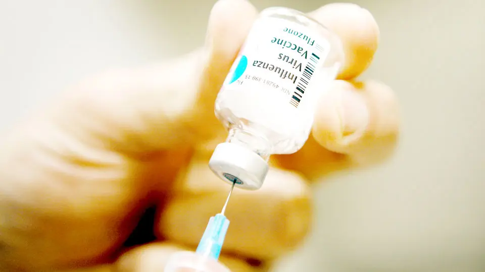 واکسن‌ آنفلوانزا؛ کمیاب و گران