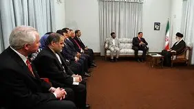 تصاویری قدیمی از دیدار هوگو چاوز با رهبر انقلاب + عکس