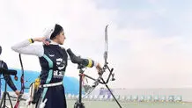 پارمیدا؛ دختری  با یک شاخه گل رز