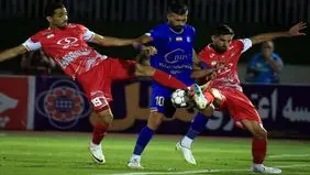 ساعت دربی استقلال پرسپولیس امروز چند است و از کدام شبکه پخش زنده می‌شود؟