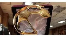 اهدای جایزه بازی جوانمردانه در نیمه نهایی جام حذفی