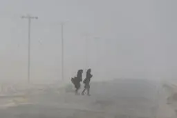پیش بینی هوای سیستان و بلوچستان و زاهدان؛ پنج شنبه ۲۳ مرداد ۱۴۰۴/ طوفان و غبار محلی در راه است