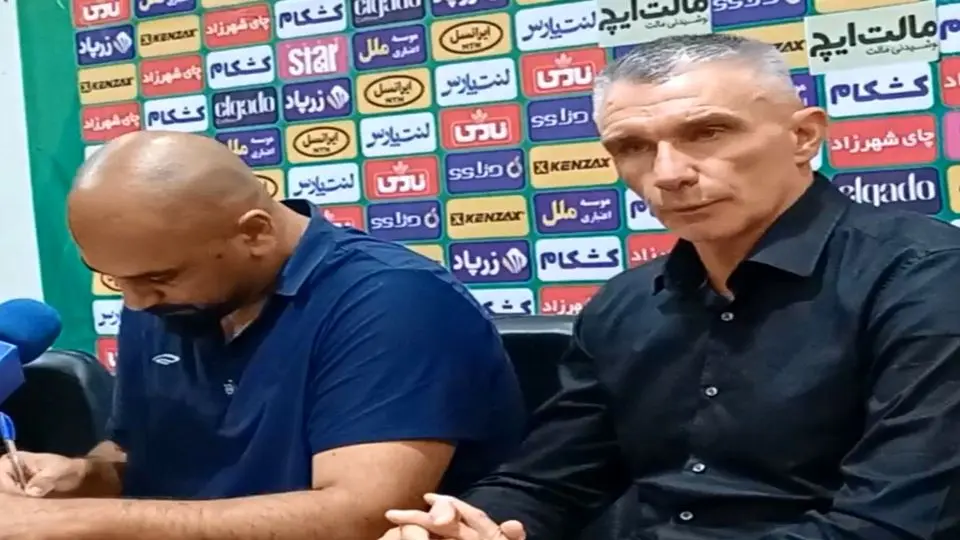 سرمربی سپاهان: بابت دوم شدن خیلی خوشحالم