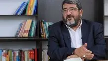 حمله شدید‌اللحن جوان به کارشناس جنجالی صداوسیما؛ فواد ایزدی تازه از تخم درآمده است!