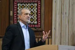 ‌پزشکیان و شکستن چندباره‌ پروتکل‌های رسمی در سفر به اهواز


