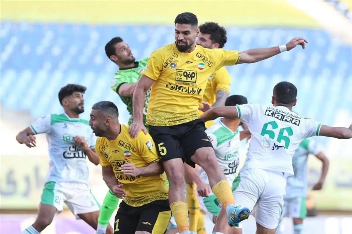 مجوز سه بازیکن سپاهان صادر شد 