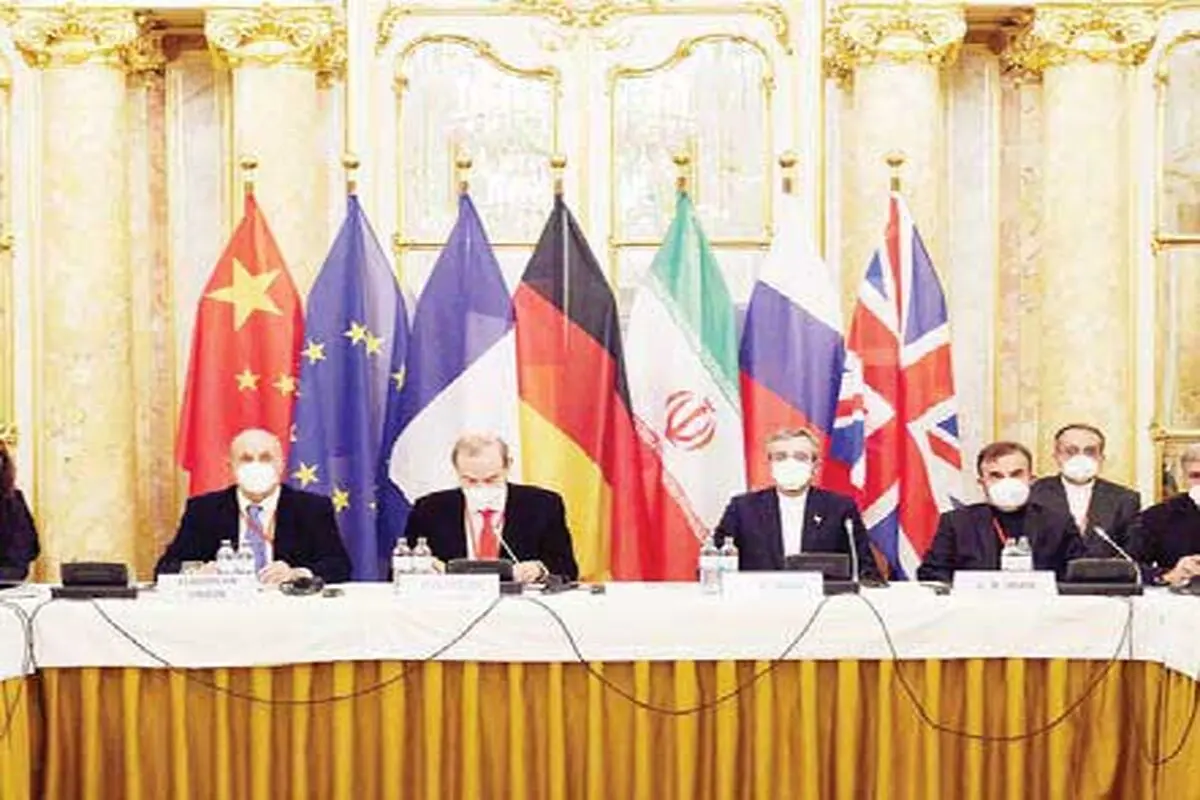 چند قدم جلوتر یا درجازدن؟!

