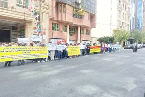 مهاجرت در تعلیق